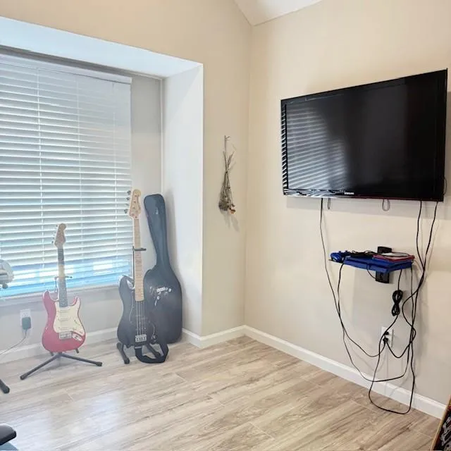 588 Freemans Walk Stone Mountain, GA 30083