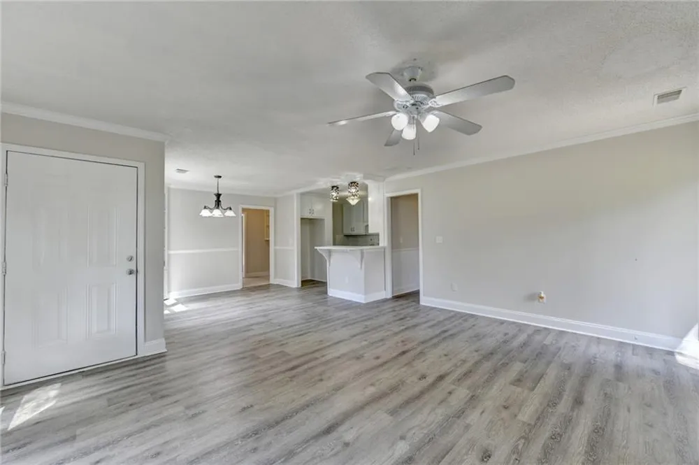 2725 Milton Bryan Drive Loganville, GA 30052