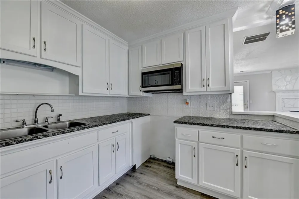 2725 Milton Bryan Drive Loganville, GA 30052