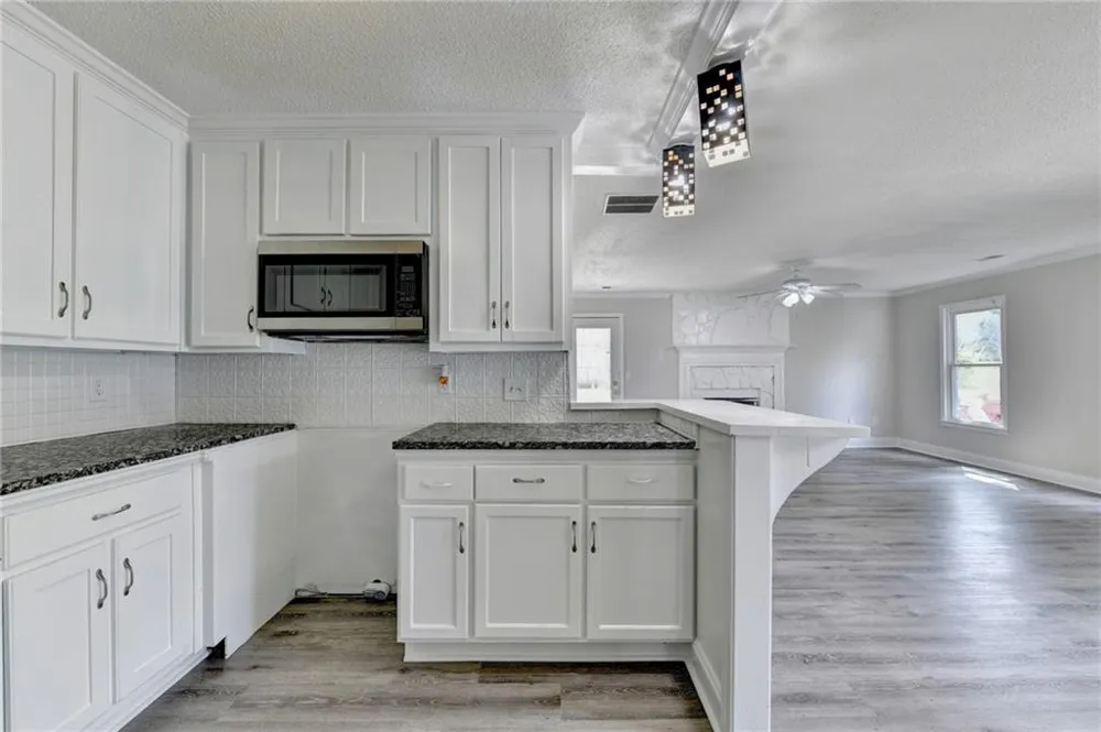 2725 Milton Bryan Drive Loganville, GA 30052