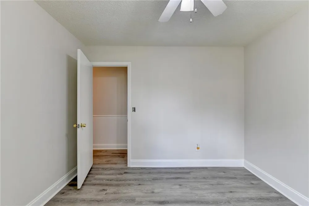 2725 Milton Bryan Drive Loganville, GA 30052