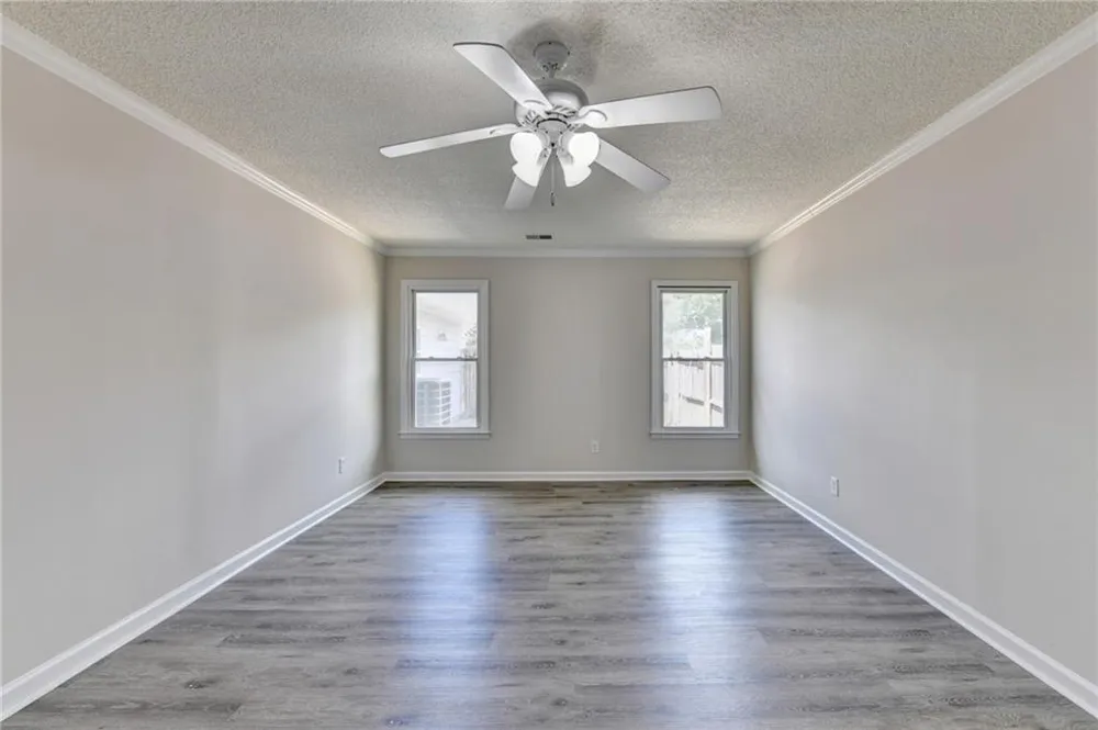 2725 Milton Bryan Drive Loganville, GA 30052