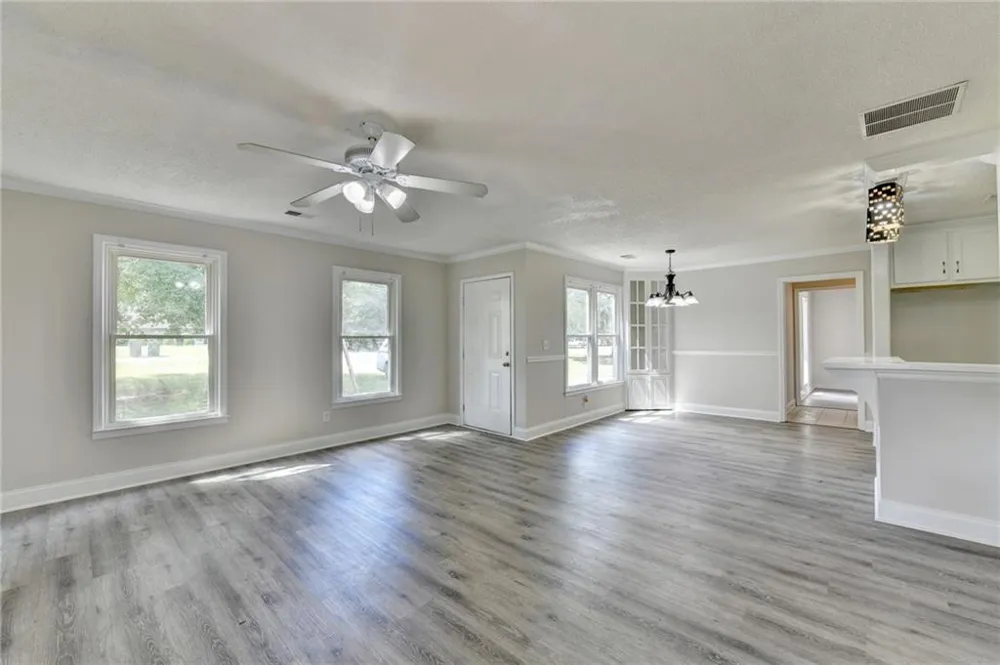 2725 Milton Bryan Drive Loganville, GA 30052