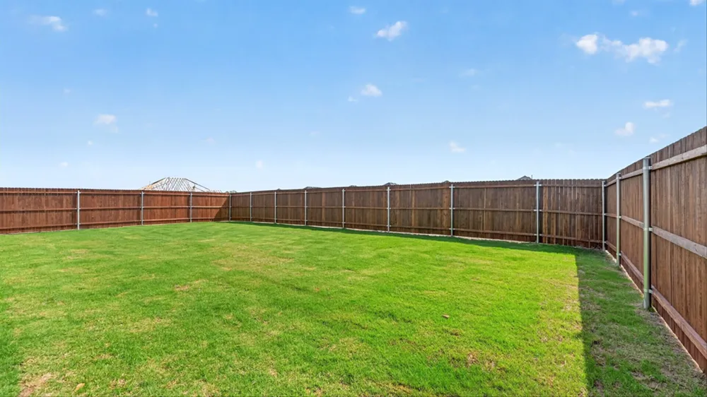 16820 KING SALMON DRIVE Justin, TX 76247