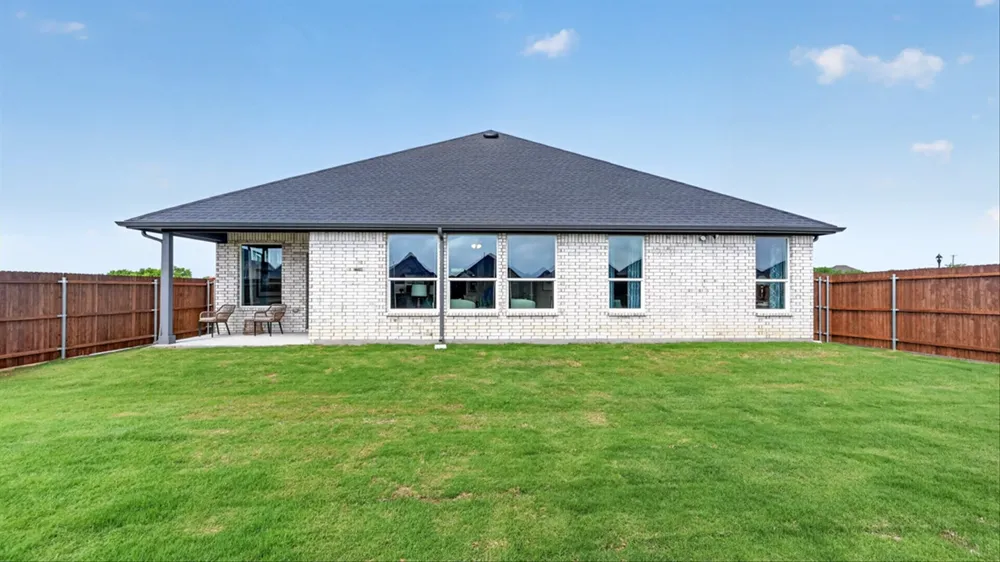 16820 KING SALMON DRIVE Justin, TX 76247