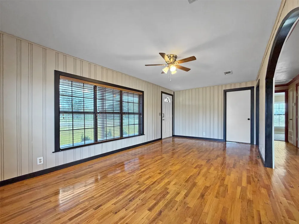 2461 FM 2118 Bagwell, TX 75412