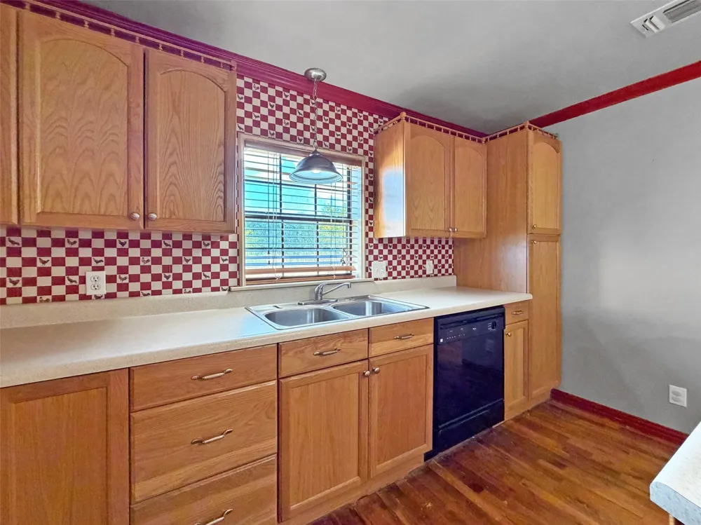 2461 FM 2118 Bagwell, TX 75412
