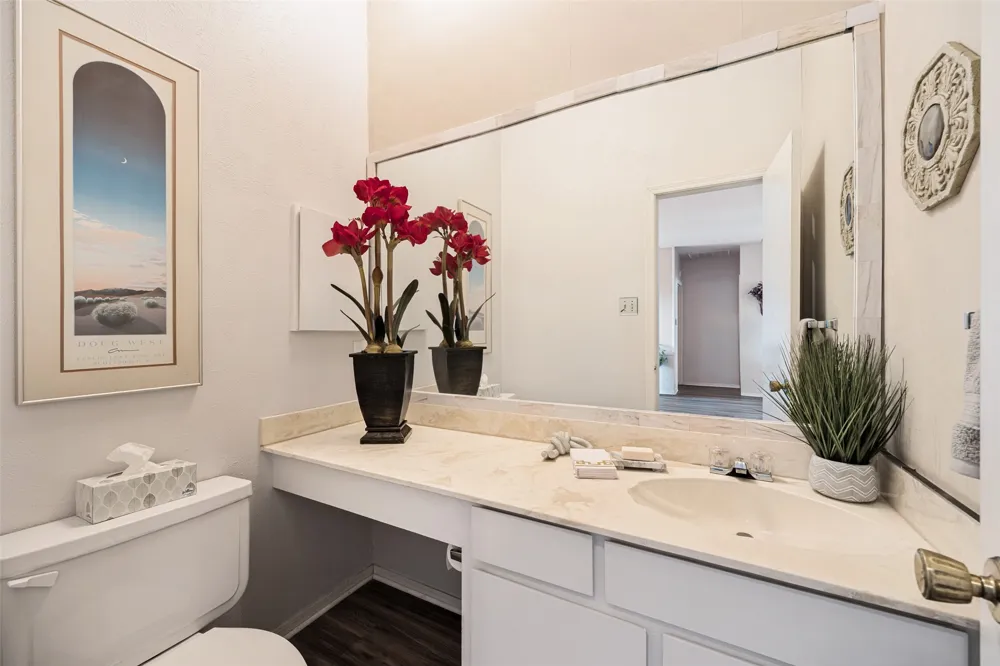 10416 High Hollows Drive #233 Dallas, TX 75230