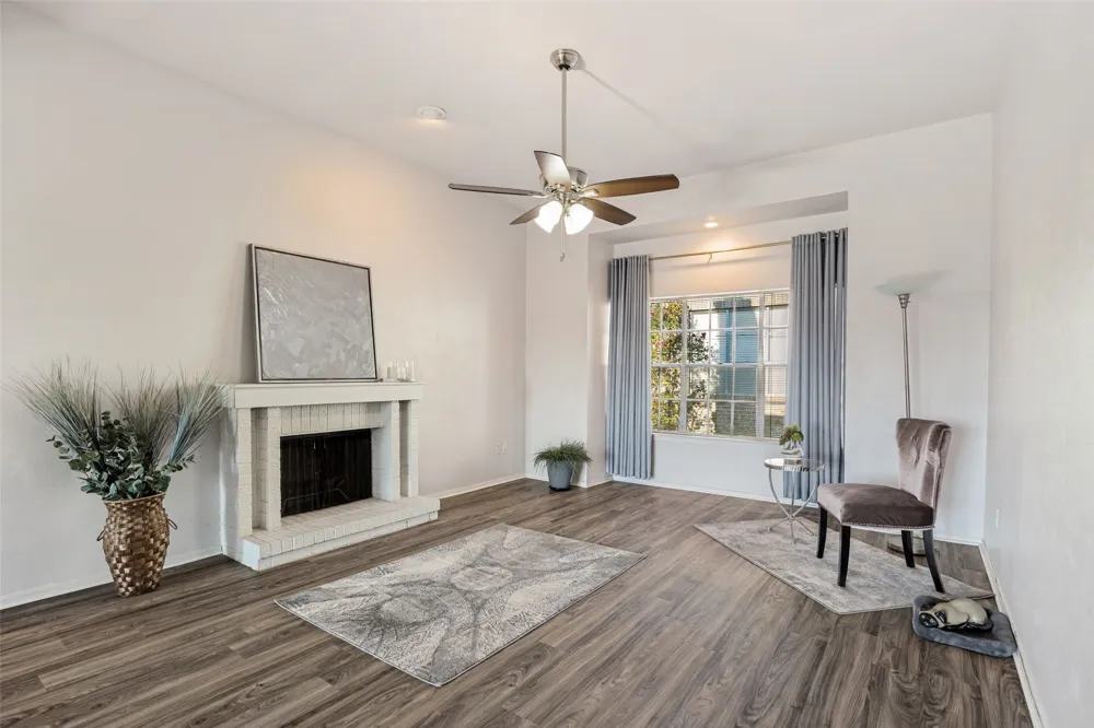 10416 High Hollows Drive #233 Dallas, TX 75230