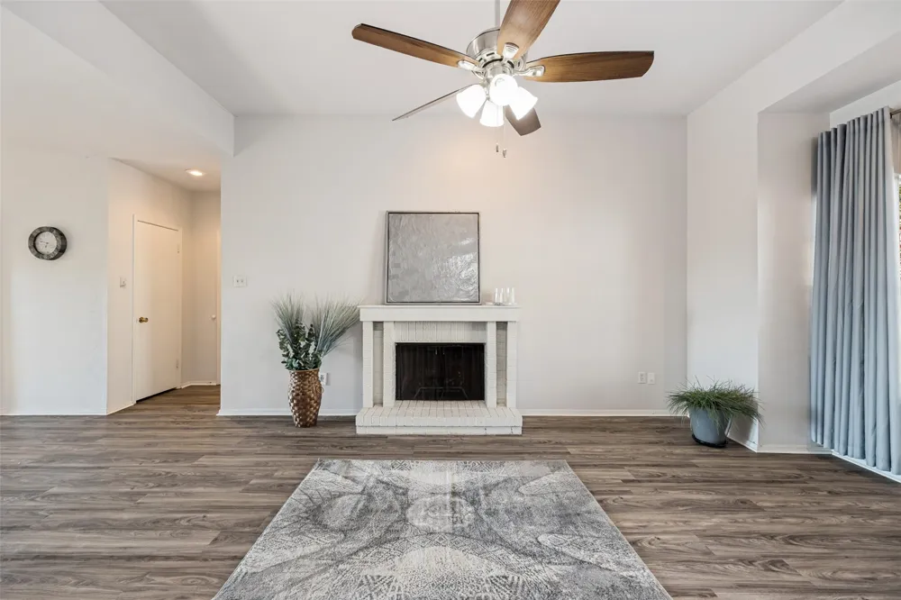 10416 High Hollows Drive #233 Dallas, TX 75230