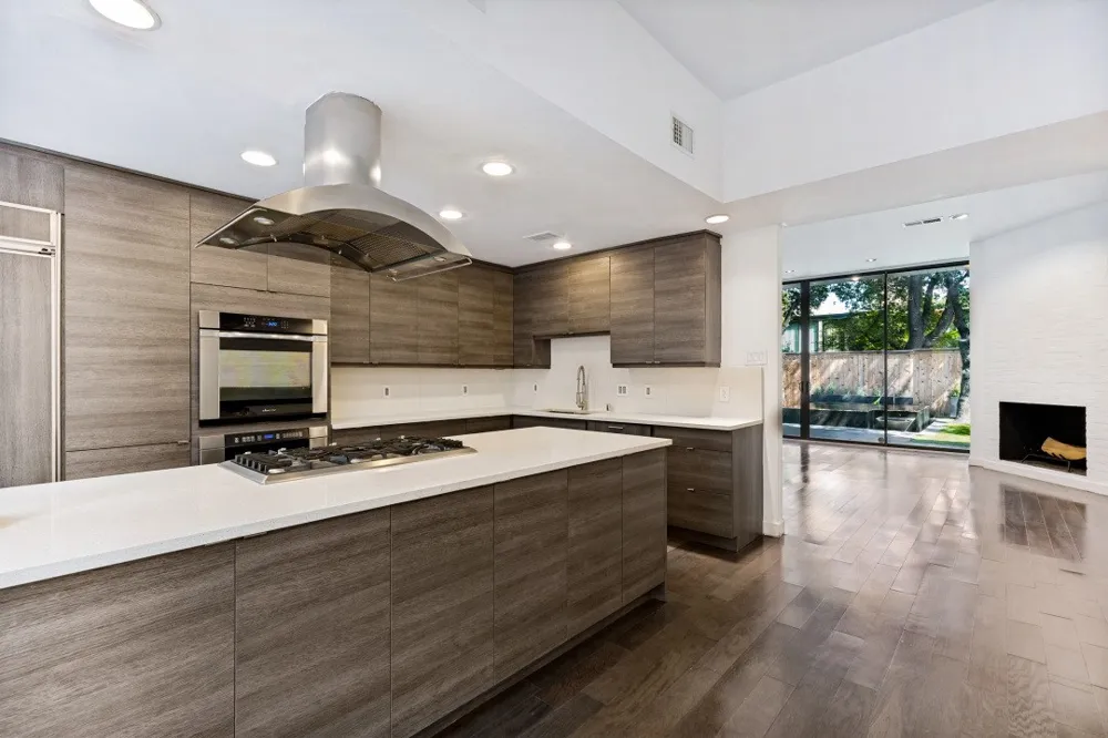 4020 Buena Vista Dallas, TX 75204
