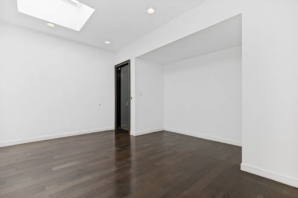 4020 Buena Vista Dallas, TX 75204