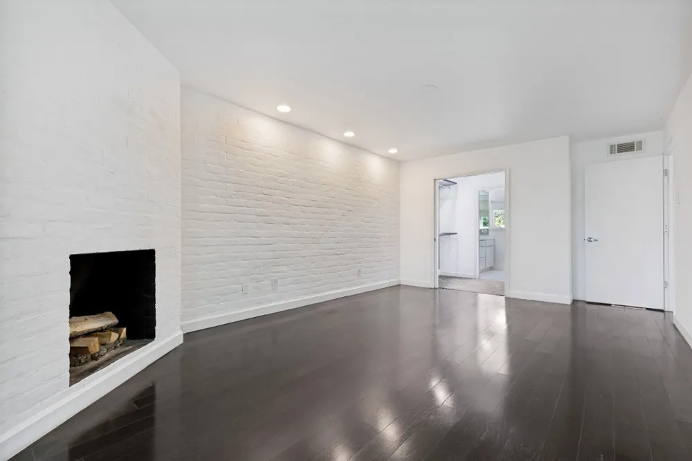 4020 Buena Vista Dallas, TX 75204