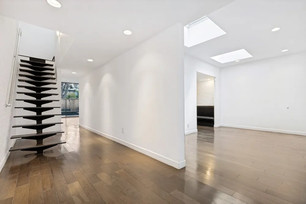 4020 Buena Vista Dallas, TX 75204