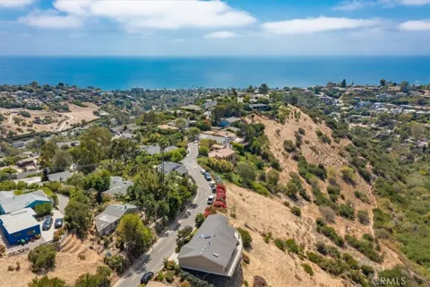 1477 Cerritos