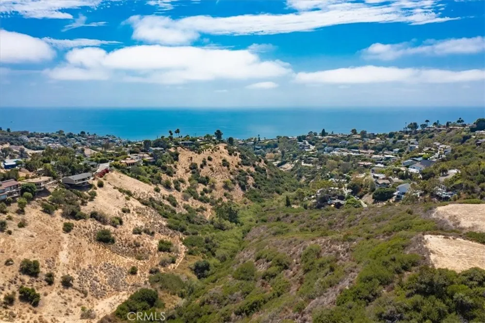 1477 Cerritos- 1577 Morningside Laguna Beach, CA 92651