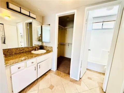 3639 Country Oaks