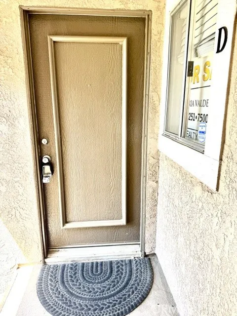 3639 Country Oaks Ontario, CA 91761