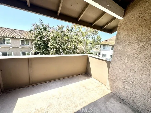 3639 Country Oaks Ontario, CA 91761