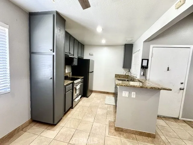 3639 Country Oaks Ontario, CA 91761