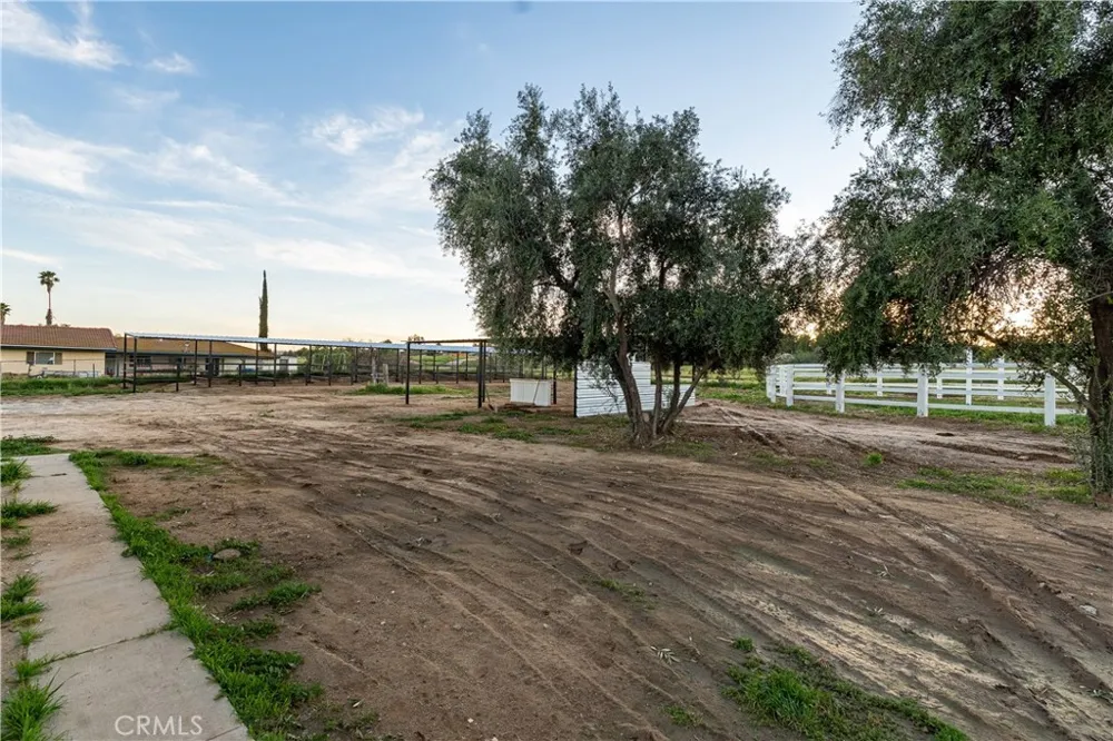 20265 Woodward Perris, CA 92570