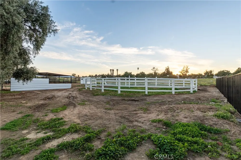 20265 Woodward Perris, CA 92570