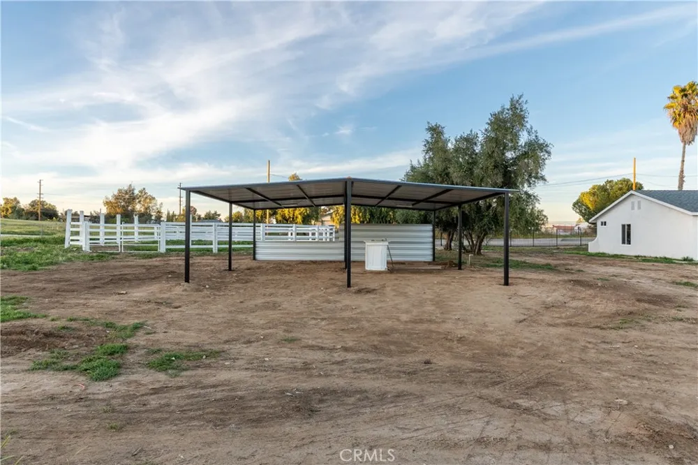 20265 Woodward Perris, CA 92570