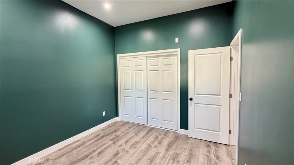 7845 Woodlake Avenue West Hills, CA 91304