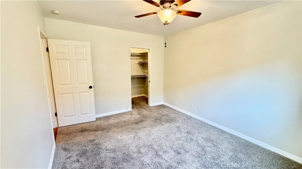 7843 Woodlake Avenue West Hills, CA 91304