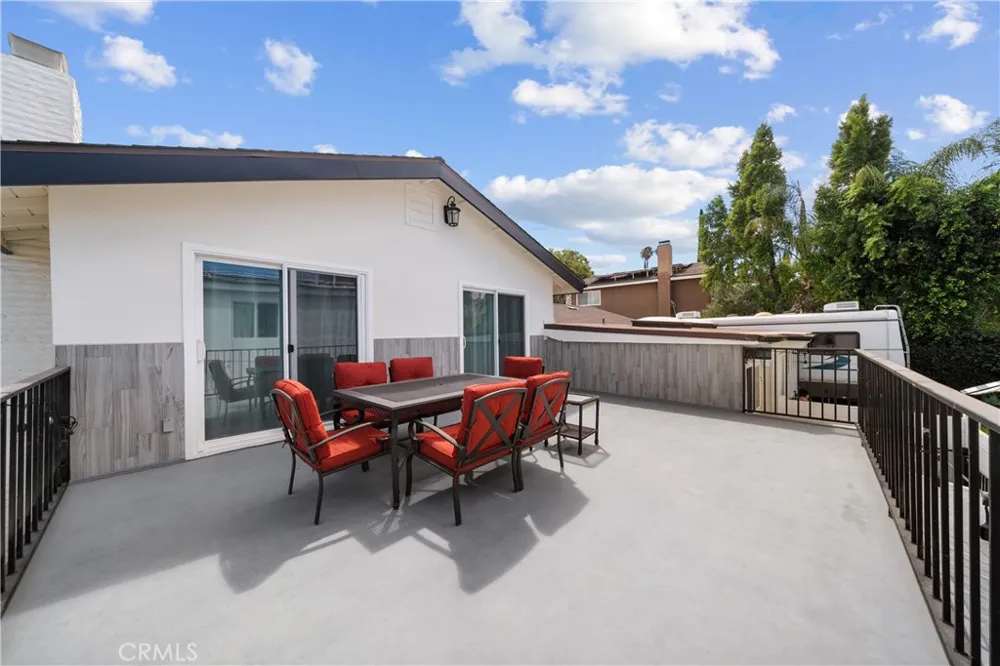 26173 Abdale Newhall, CA 91321