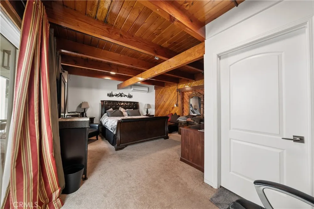 26173 Abdale Newhall, CA 91321