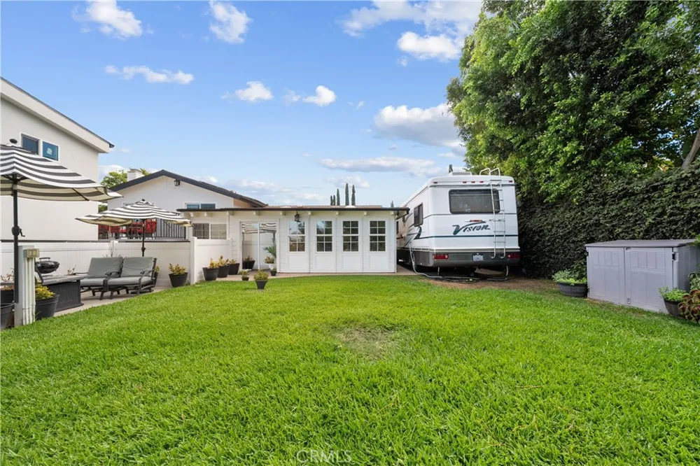 26173 Abdale Newhall, CA 91321