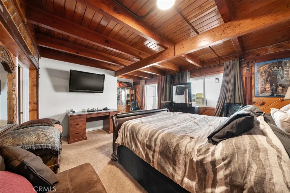 26173 Abdale Newhall, CA 91321