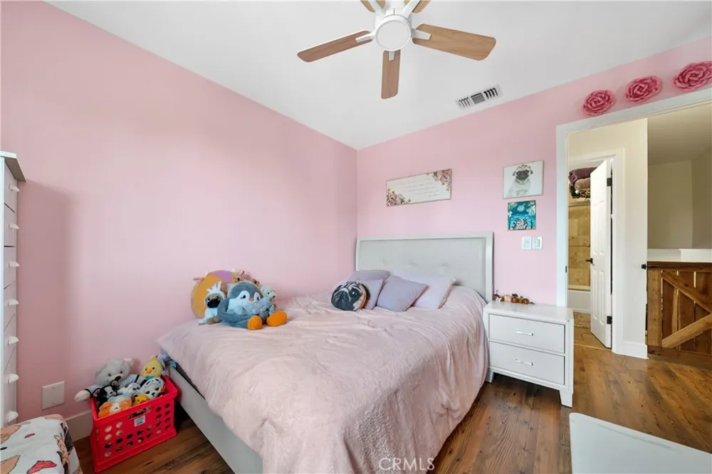 26173 Abdale Newhall, CA 91321