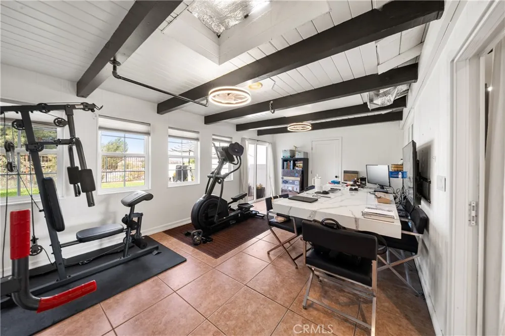 26173 Abdale Newhall, CA 91321