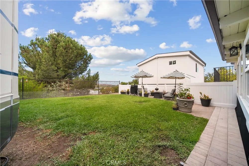 26173 Abdale Newhall, CA 91321