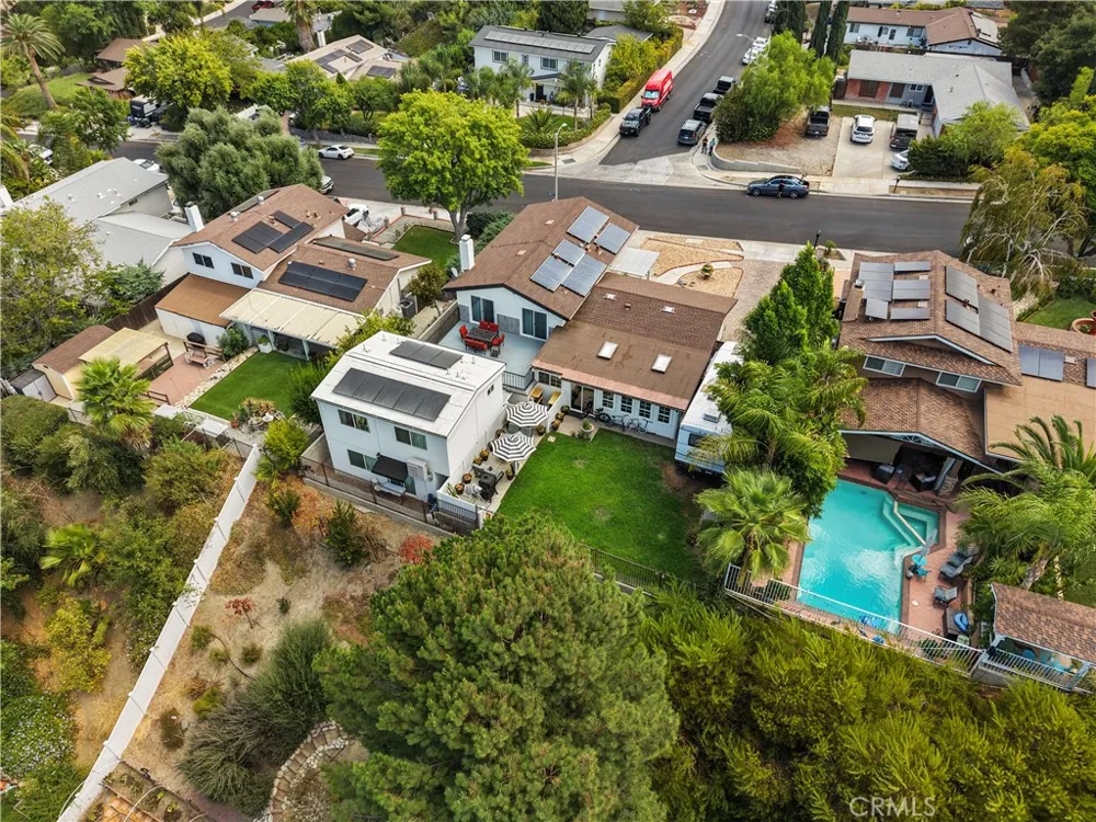 26173 Abdale Newhall, CA 91321
