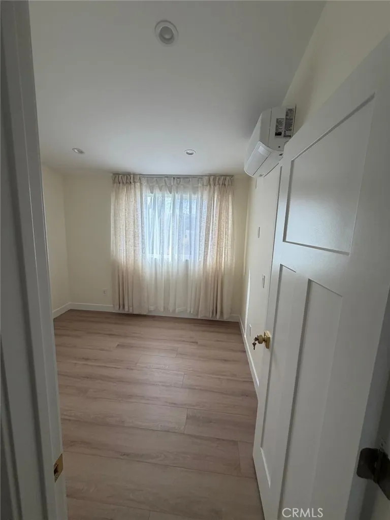 26173 Abdale Newhall, CA 91321