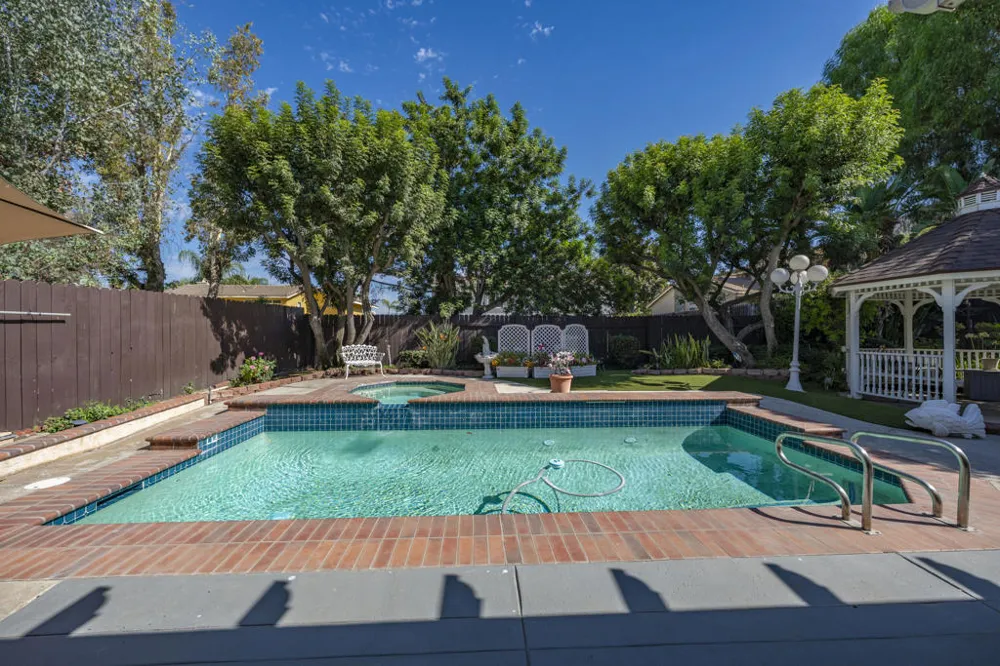 22710 E Main Street Grand Terrace, CA 92313