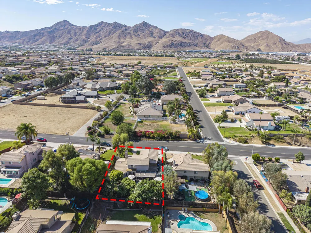 22710 E Main Street Grand Terrace, CA 92313