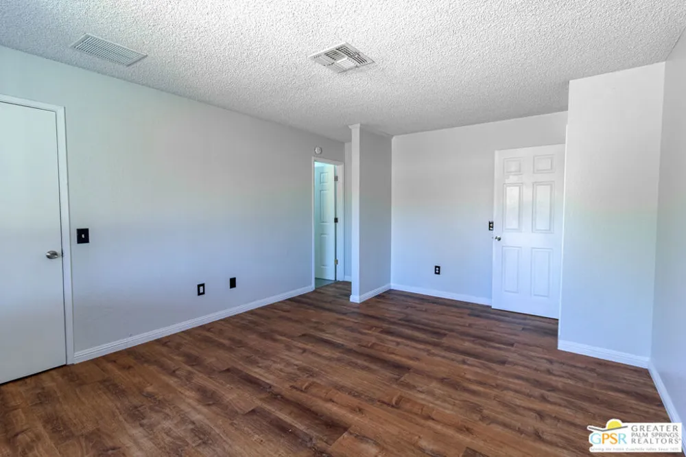 6070 Chia Avenue Twentynine Palms, CA 92277