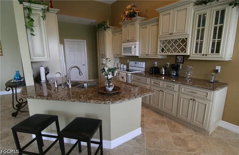 SW 2nd Terrace Cape Coral, FL 33991