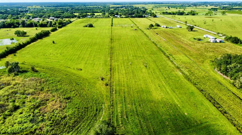 1934 NE 96th Ave. Road Okeechobee, FL 34974