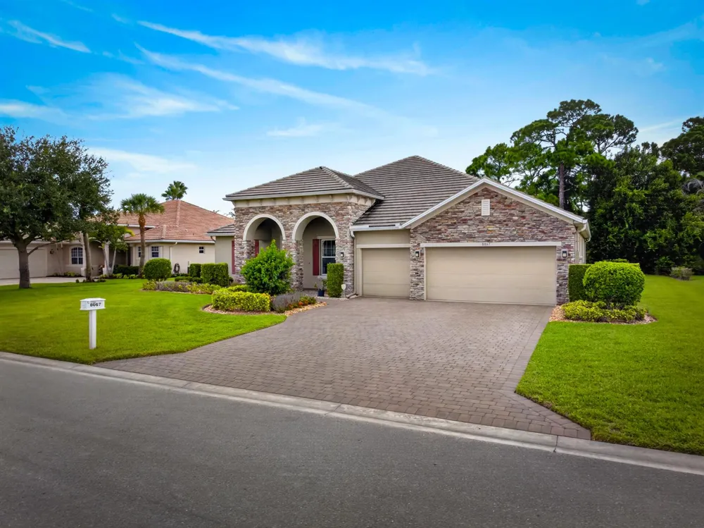 8067 KIAWAH Trace Port St. Lucie, FL 34986