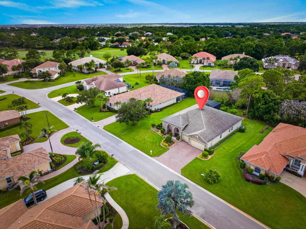 8067 KIAWAH Trace Port St. Lucie, FL 34986