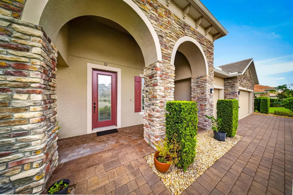 8067 KIAWAH Trace Port St. Lucie, FL 34986