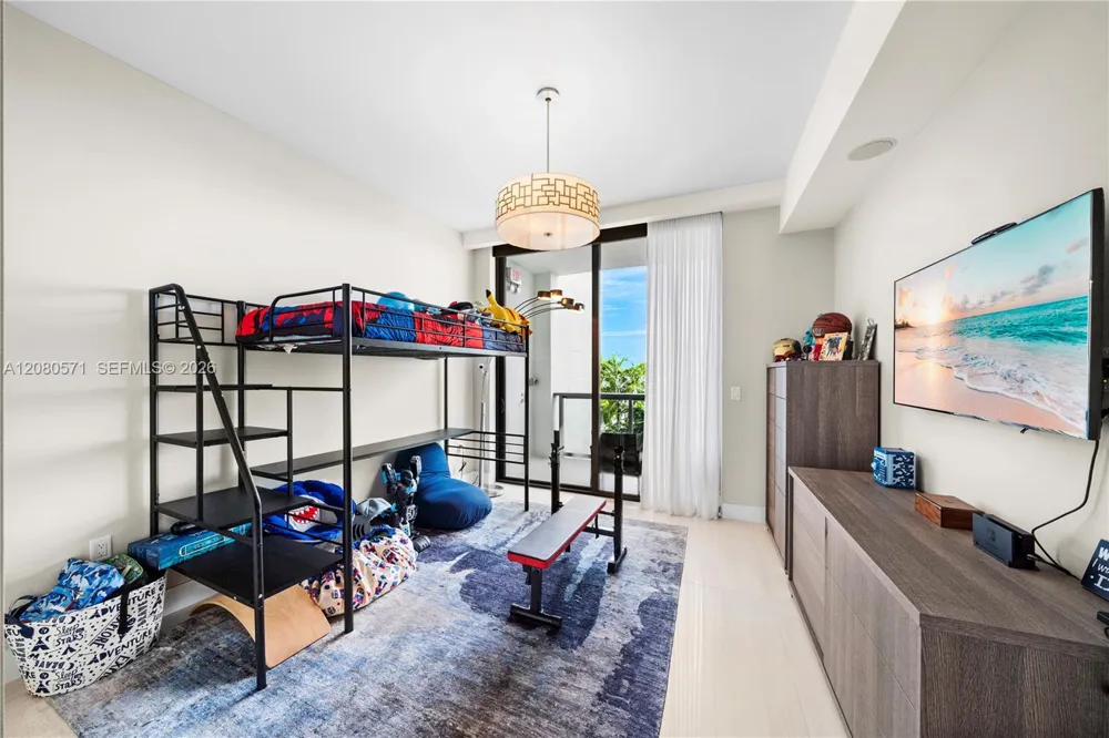 3300 NE 188th St #312 Aventura, FL 33180