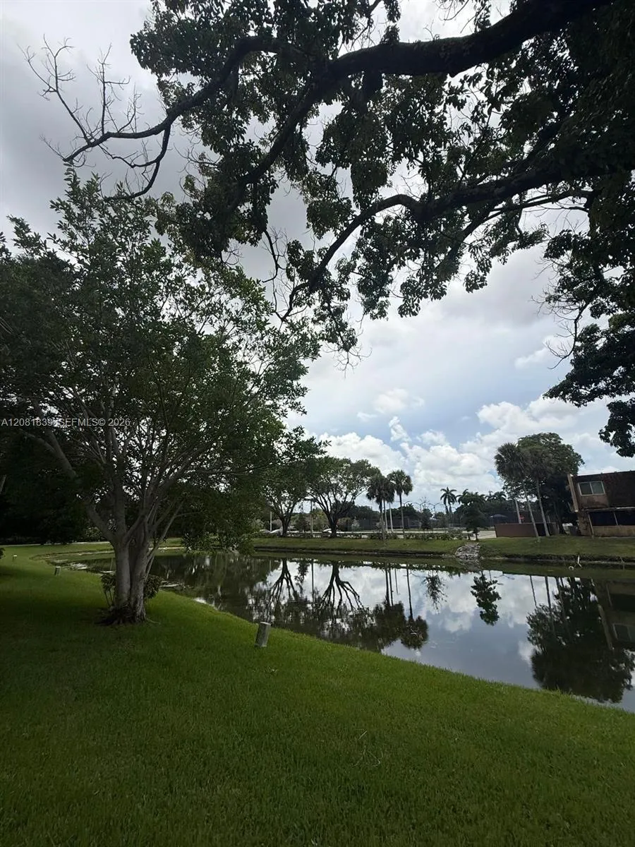 3581 NW 95th Ter #601 Sunrise, FL 33351