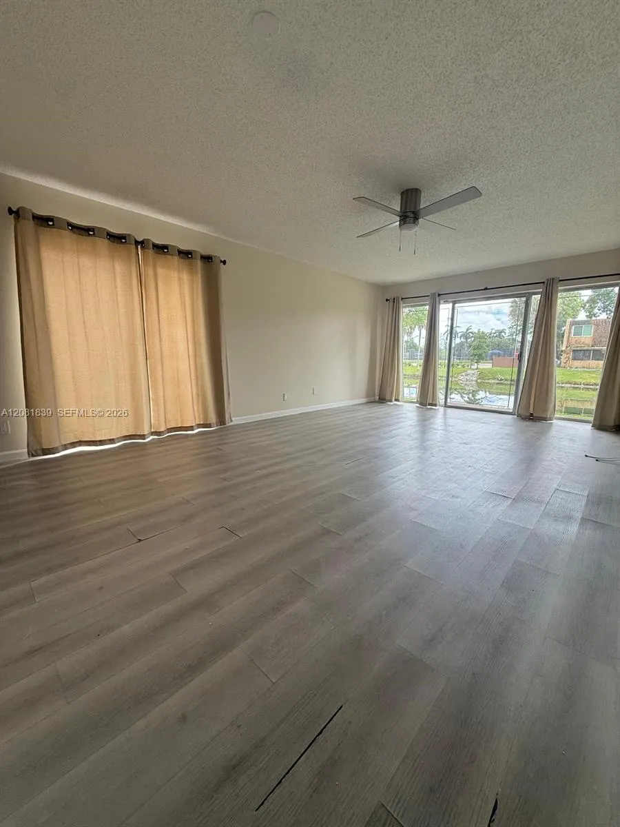 3581 NW 95th Ter #601 Sunrise, FL 33351