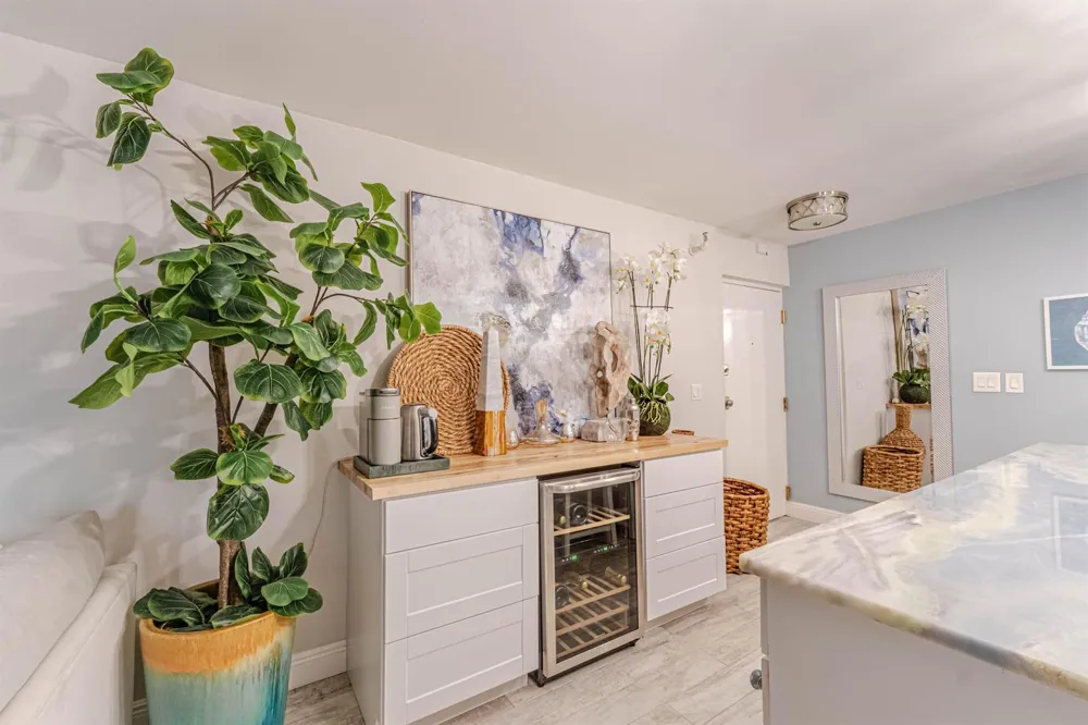 2800 OCEAN DRIVE #B-2D Singer Island, FL 33404